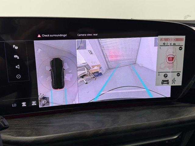 Photo of 2025 Tambora Gray Metallic Audi Q5