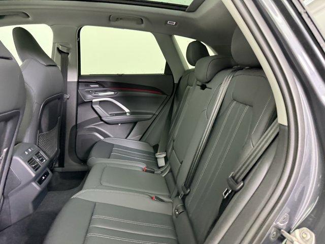 Photo of 2025 Tambora Gray Metallic Audi Q5