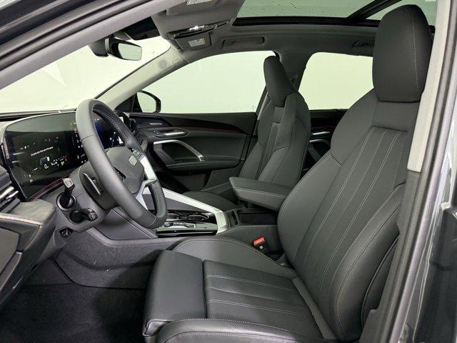 Photo of 2025 Tambora Gray Metallic Audi Q5