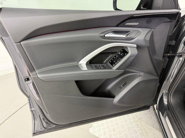 Photo of 2025 Tambora Gray Metallic Audi Q5