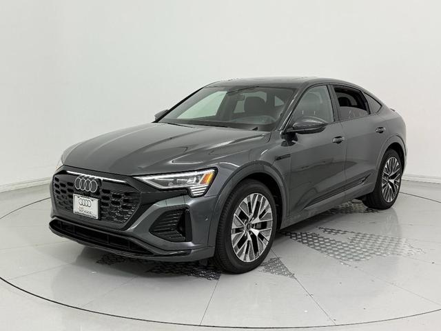 Photo of 2024 Daytona Gray Pearl Effect Audi Q8 e-tron