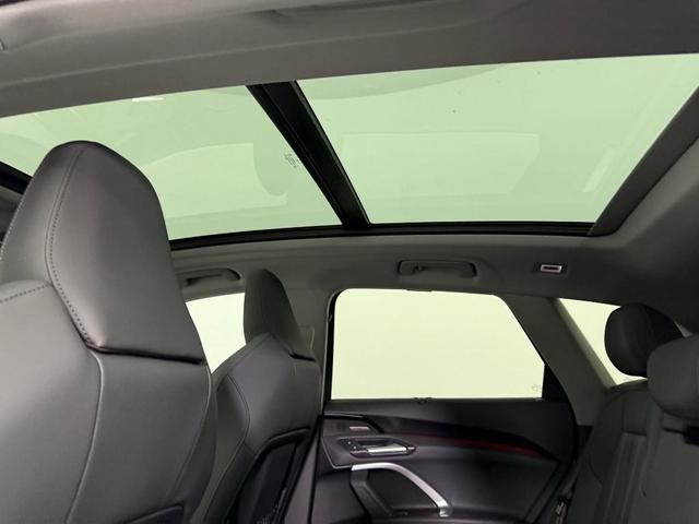 Photo of 2025 Glacier White Metallic Audi Q5
