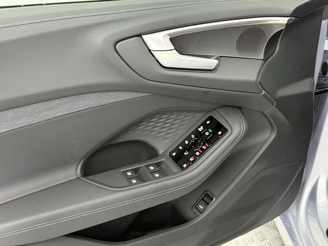Photo of 2025 Florett Silver Metallic Audi A5