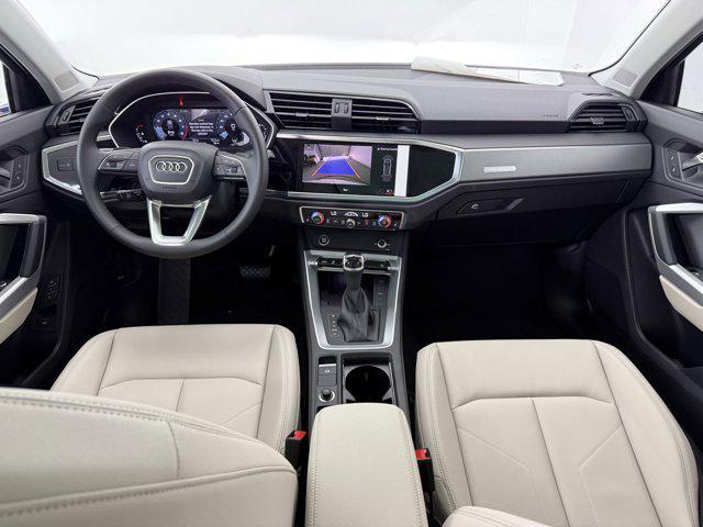 Photo of 2025 Glacier White Metallic Audi Q3
