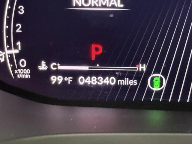 Photo of 2023 Platinum White Pearl Acura MDX