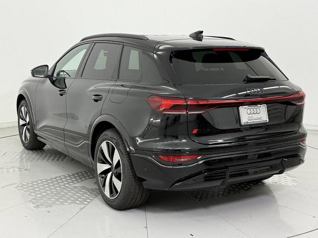 Photo of 2025 Mythos Black Metallic Audi SQ6 e-tron