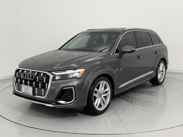 Photo of 2025 Samurai Gray Metallic Audi Q7