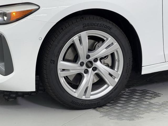Photo of 2025 Arkona White Audi A5