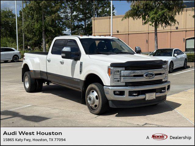 Photo of 2019 White Ford F-350