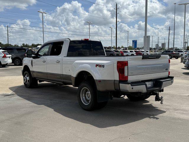 Photo of 2019 White Ford F-350