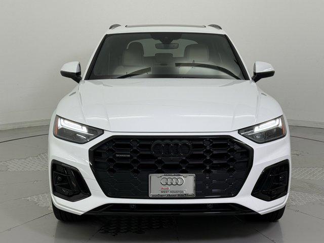 Photo of 2025 Arkona White Audi Q5