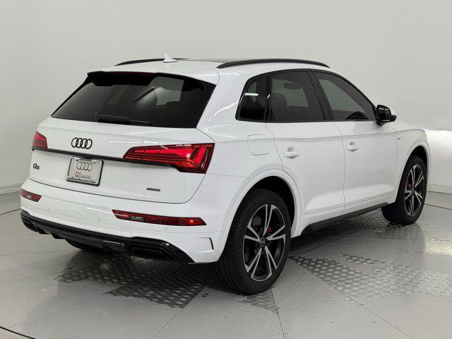Photo of 2025 Arkona White Audi Q5