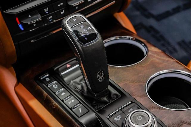 Photo of 2022 Nero Ribelle Metallic Maserati Quattroporte