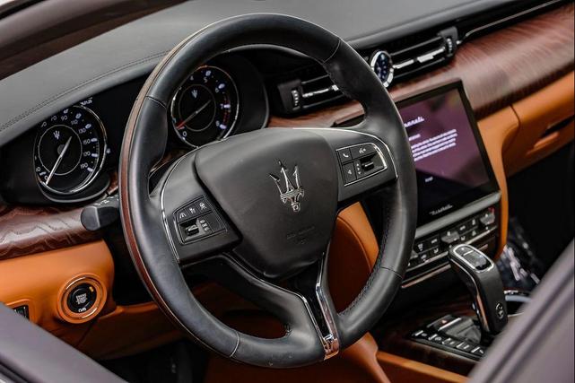 Photo of 2022 Nero Ribelle Metallic Maserati Quattroporte
