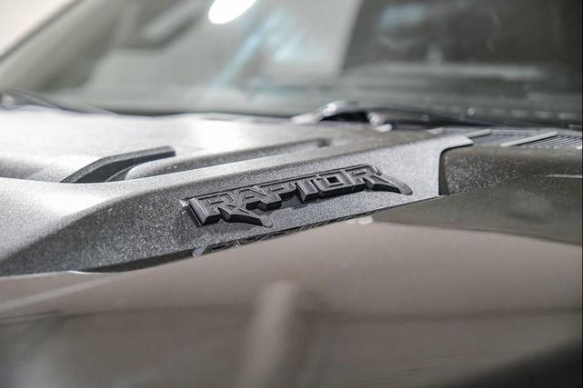 Photo of 2022 Agate Black Metallic Ford F-150