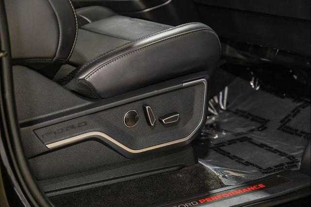 Photo of 2022 Agate Black Metallic Ford F-150