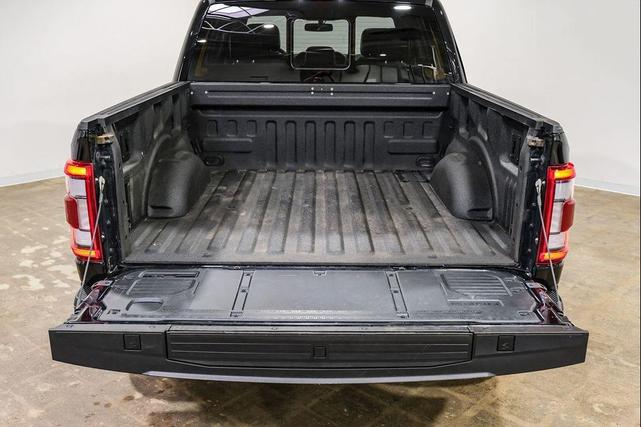 Photo of 2022 Agate Black Metallic Ford F-150