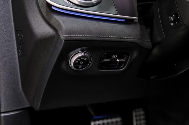 Photo of 2022 Cirrus Silver Metallic Mercedes-Benz EQS 450+