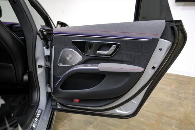 Photo of 2022 Cirrus Silver Metallic Mercedes-Benz EQS 450+