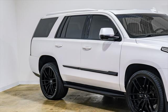 Photo of 2018 Crystal White Tricoat Cadillac Escalade