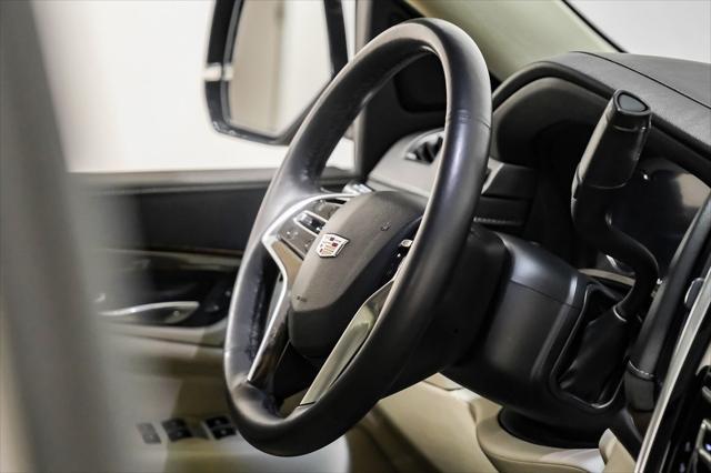Photo of 2018 Crystal White Tricoat Cadillac Escalade