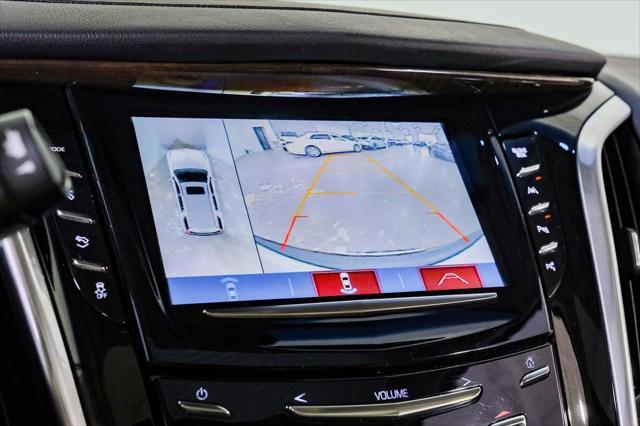 Photo of 2018 Crystal White Tricoat Cadillac Escalade