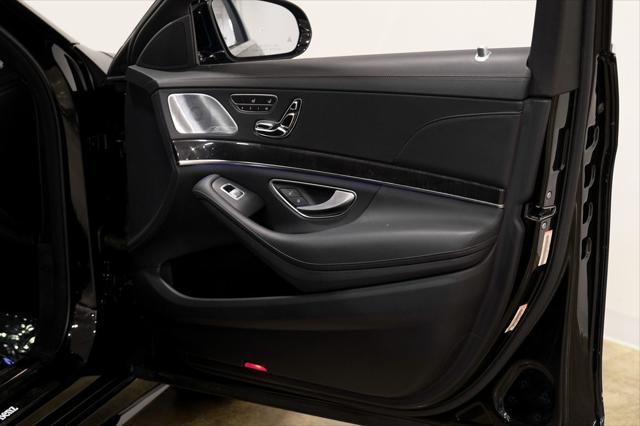 Photo of 2017 Black Mercedes-Benz S-Class