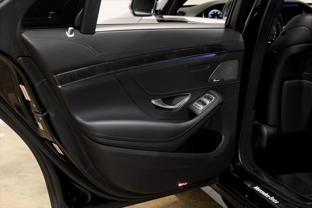 Photo of 2017 Black Mercedes-Benz S-Class