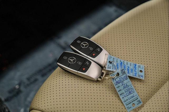 Photo of 2021 Brilliant Blue Metallic Mercedes-Benz C-Class