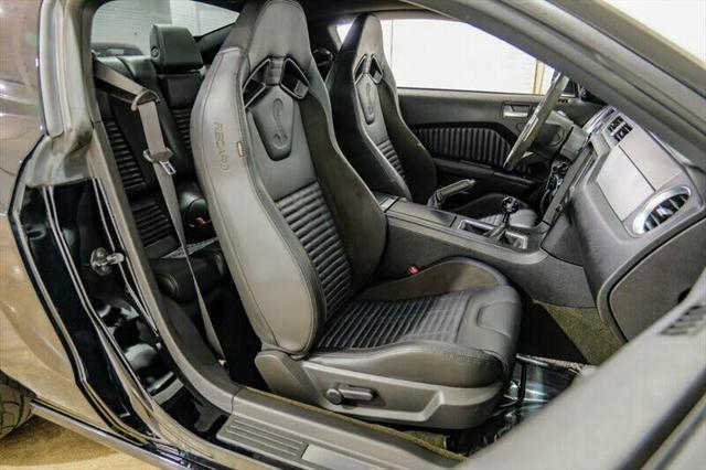 Photo of 2014 Black Ford Shelby GT500
