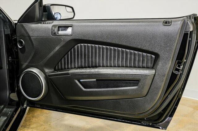 Photo of 2014 Black Ford Shelby GT500
