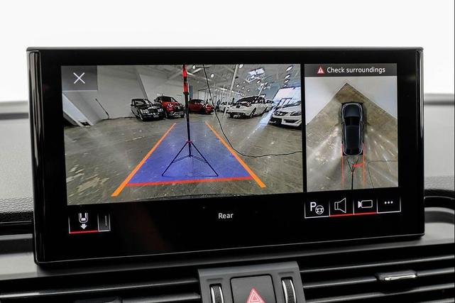 Photo of 2023 Daytona Gray Pearl Effect Audi Q5