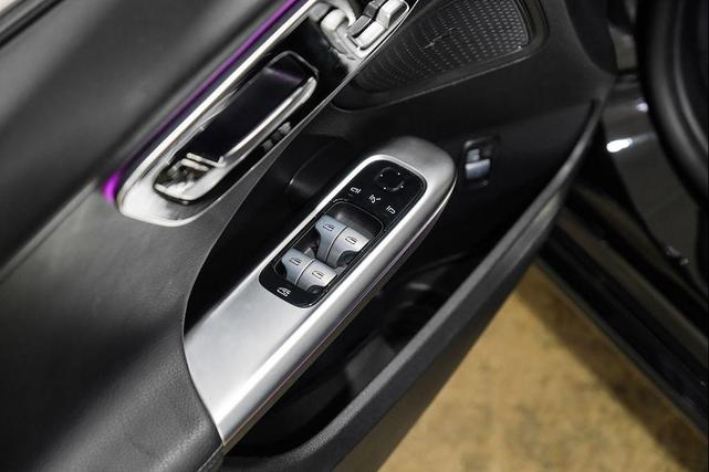 Photo of 2022 Black Mercedes-Benz C-Class