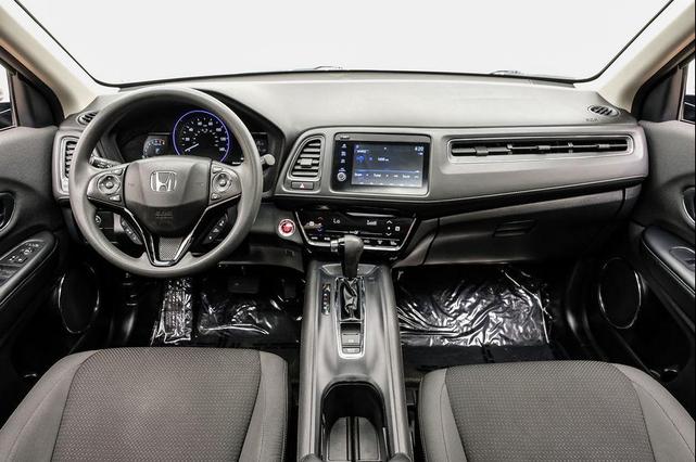 Photo of 2022 Crystal Black Pearl Honda HR-V