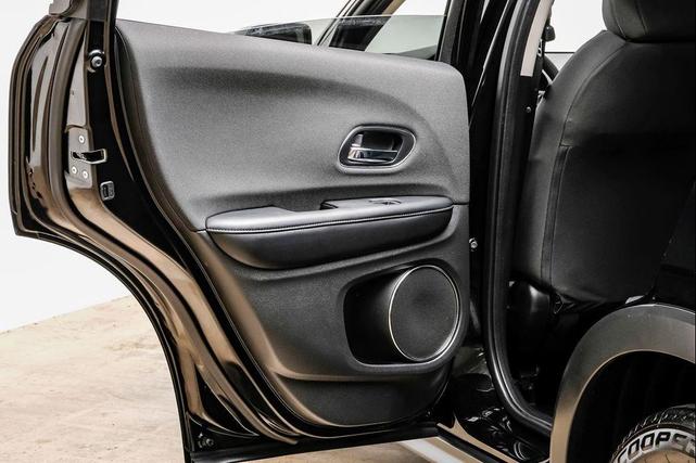 Photo of 2022 Crystal Black Pearl Honda HR-V