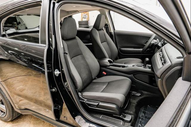 Photo of 2022 Crystal Black Pearl Honda HR-V