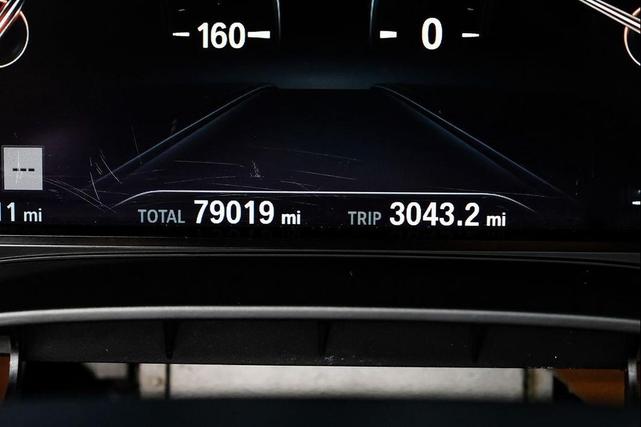 Photo of 2018 Black Sapphire Metallic BMW 530