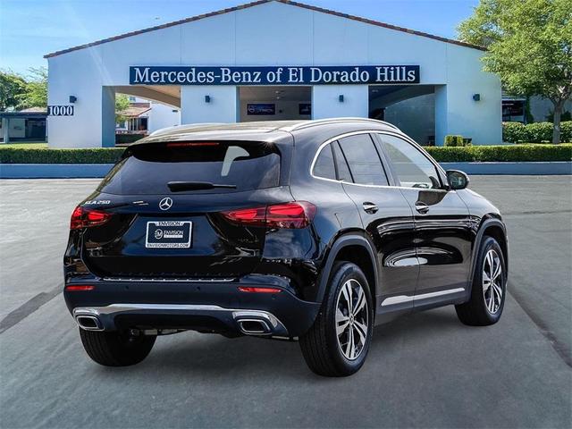 Photo of 2024 Midnight Black Mercedes-Benz GLA 250
