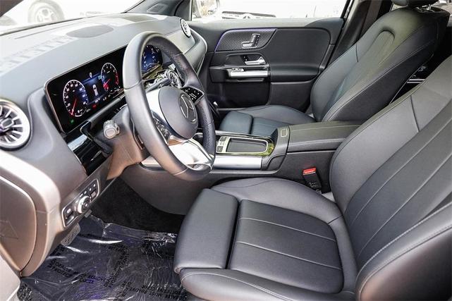 Photo of 2024 Midnight Black Mercedes-Benz GLA 250