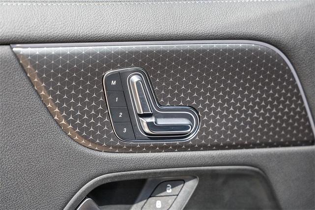 Photo of 2024 Midnight Black Mercedes-Benz GLA 250