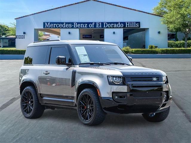Photo of 2023 Silicon Silver Land Rover Defender