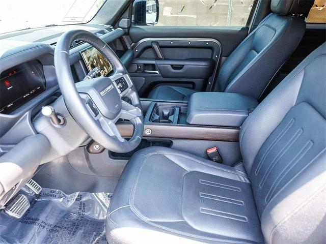 Photo of 2023 Silicon Silver Land Rover Defender