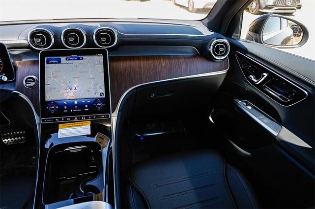 Photo of 2025 Black Mercedes-Benz GLC 350e