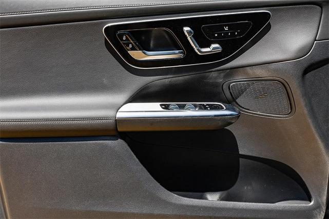 Photo of 2025 Black Mercedes-Benz GLC 350e