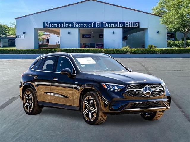 Photo of 2025 Black Mercedes-Benz GLC 350e