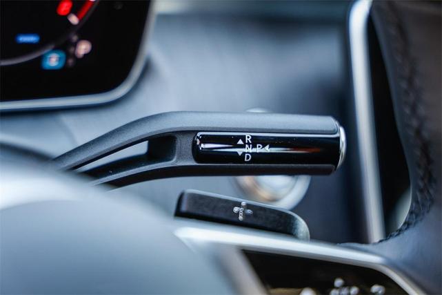 Photo of 2025 Polar White Mercedes-Benz C-Class