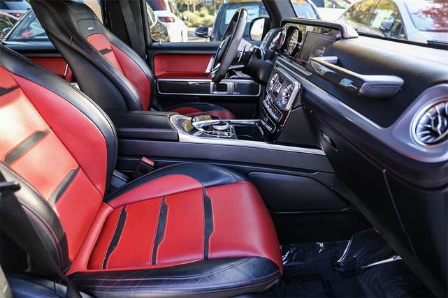 Photo of 2019 Obsidian Black Metallic Mercedes-Benz AMG G 63