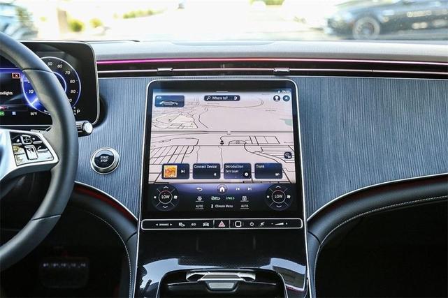 Photo of 2023 Gray Mercedes-Benz EQE 350