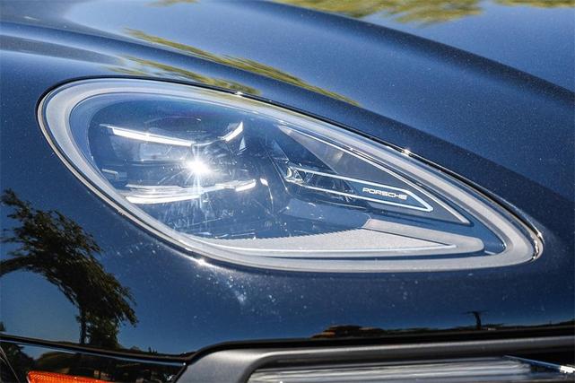 Photo of 2024 Black Porsche Macan
