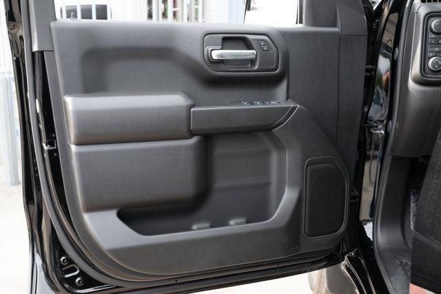 Photo of 2025 Black Chevrolet Silverado 1500